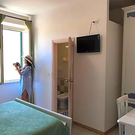 La Barcarola Hotel